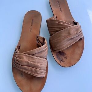 Bottega Veneta rare  leather slide sandals.